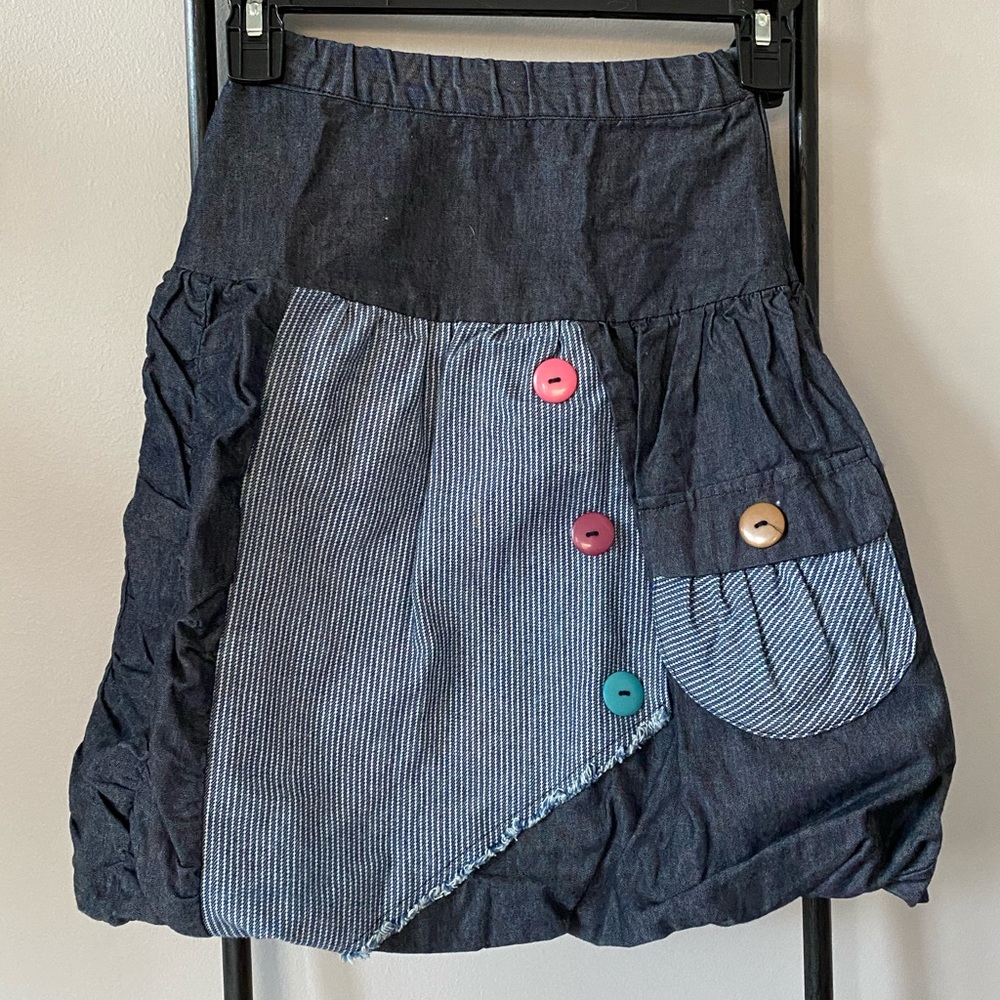 Miss rabbit bubble style skirt, colorful buttons